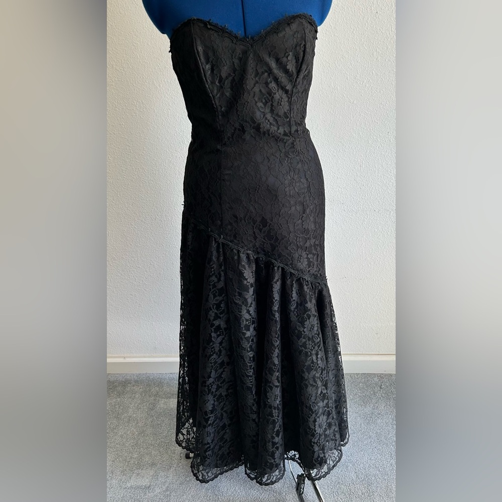 Scott McClintock black lace strapless gown